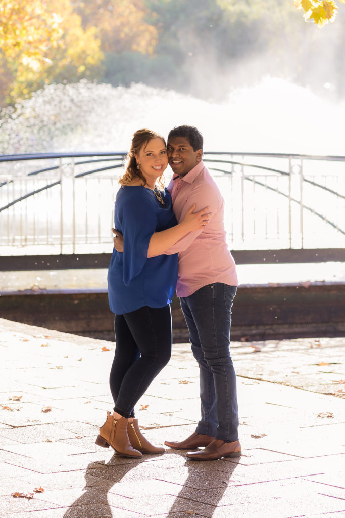 WA engagement photo couple pose