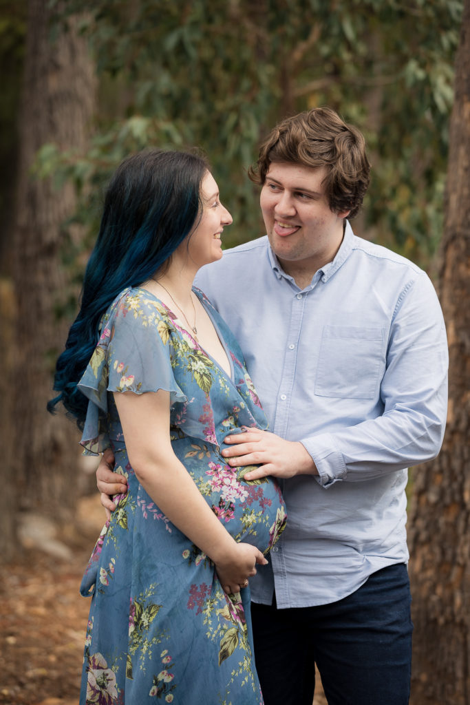 silly maternity photo